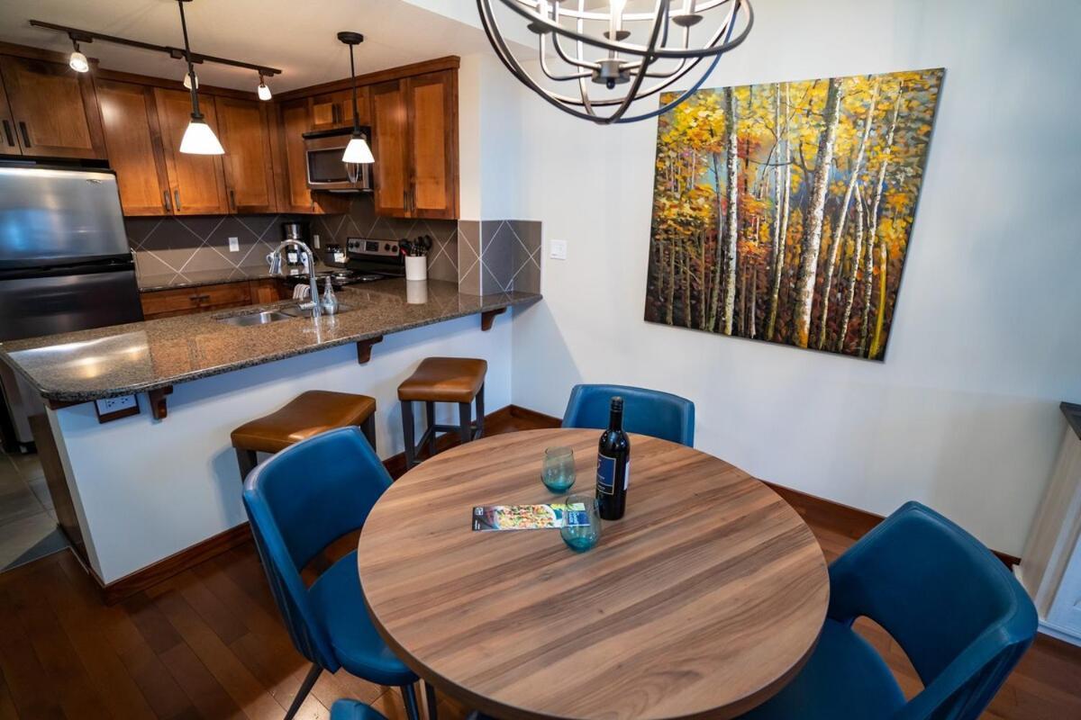 The Raven Suite At Stoneridge Mountain Resort Канмор Екстериор снимка